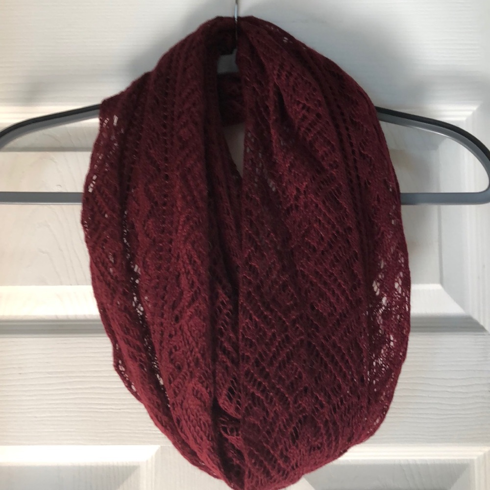Two scarfs - Picture 2 of 2